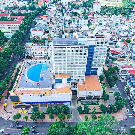 Elephants Hotel Буонметхуот Екстер'єр фото