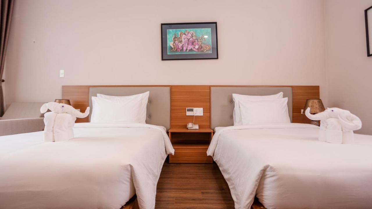 Elephants Hotel Буонметхуот Екстер'єр фото